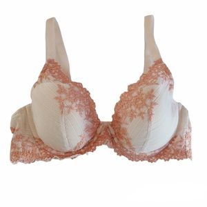 Beautiful NWOT Bra